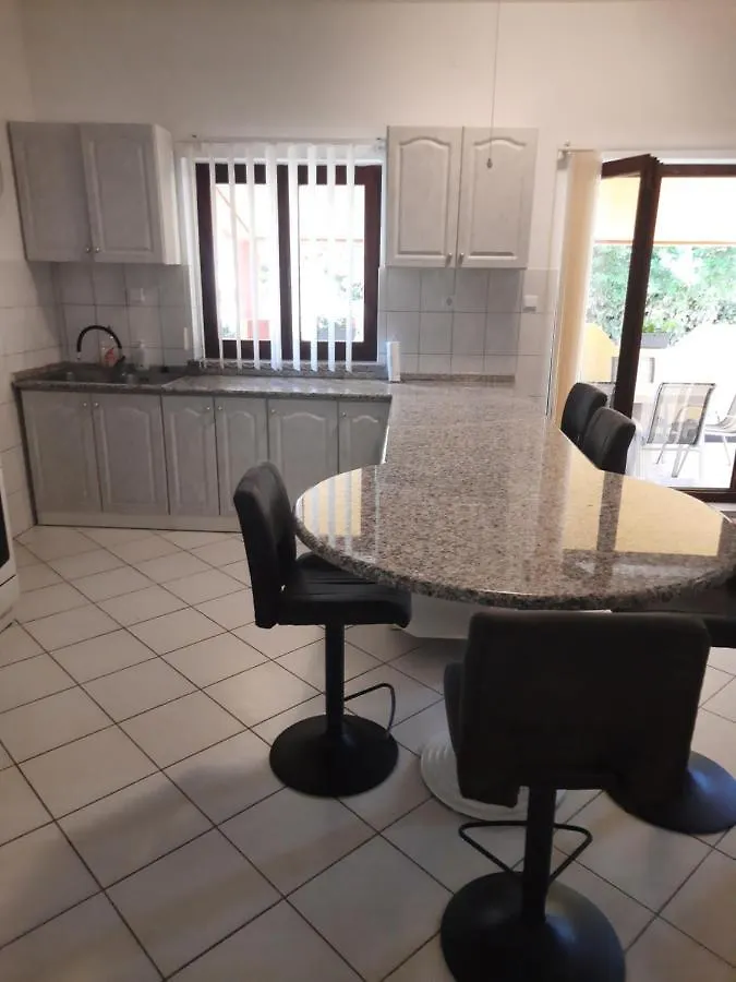הוילה פולה Modern Croatian House